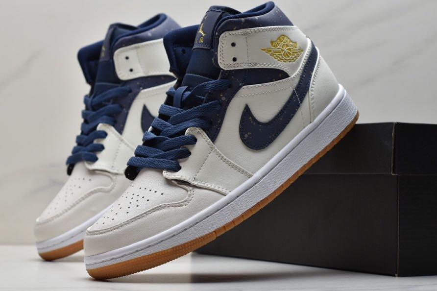 jordan 1 mid jeter