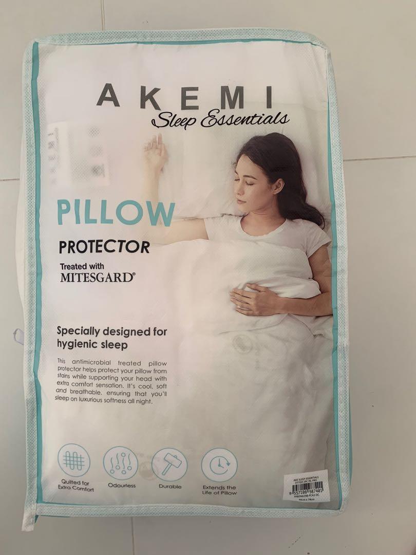Akemi online pillow protector