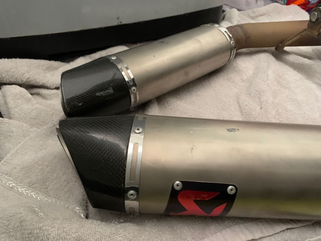 shiver 750 akrapovic