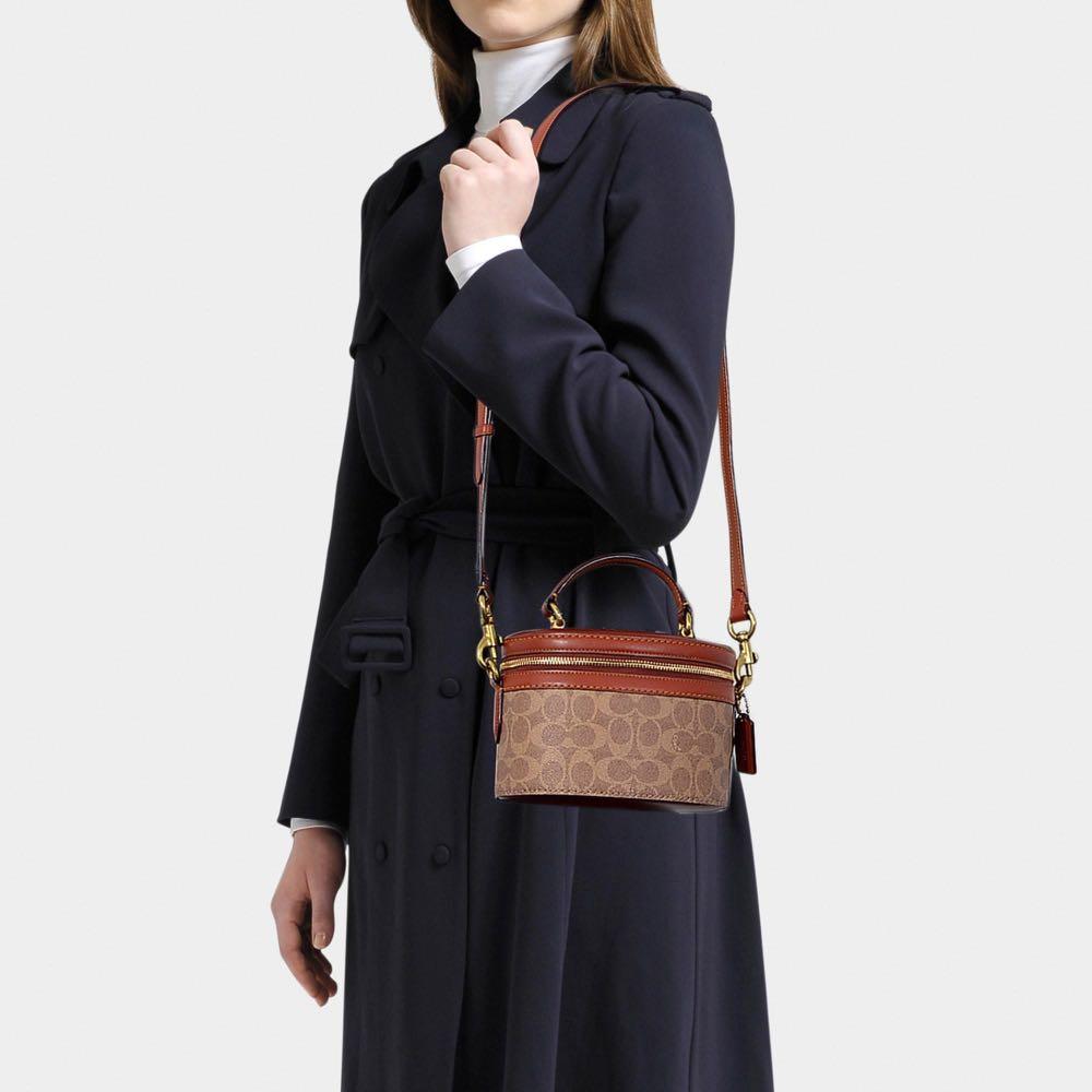coach signature trail bag