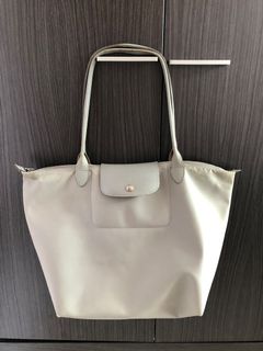 （分類：）位於 。 由 mkkshe 提交（商品編號 1016674214，圖片 1）。簡介： 。