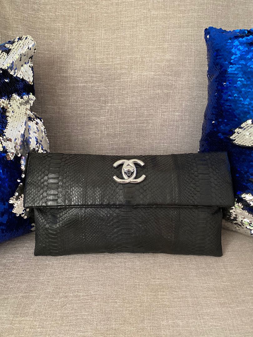 chanel fold over clutch