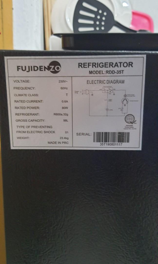 Cheap, good as brand new Fujidenzo 2Door Refrigerator, TV & Home