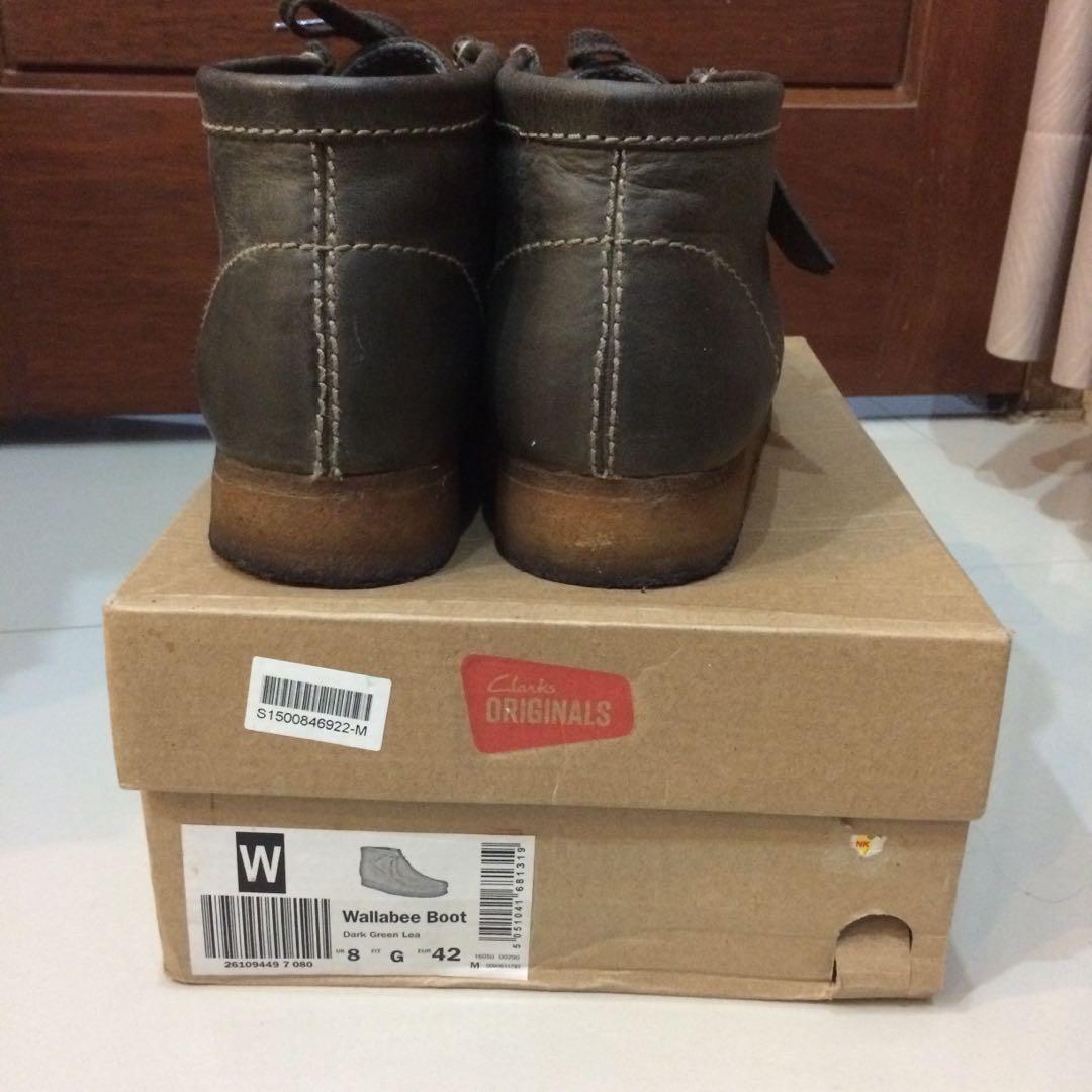 clarks boots wallabee