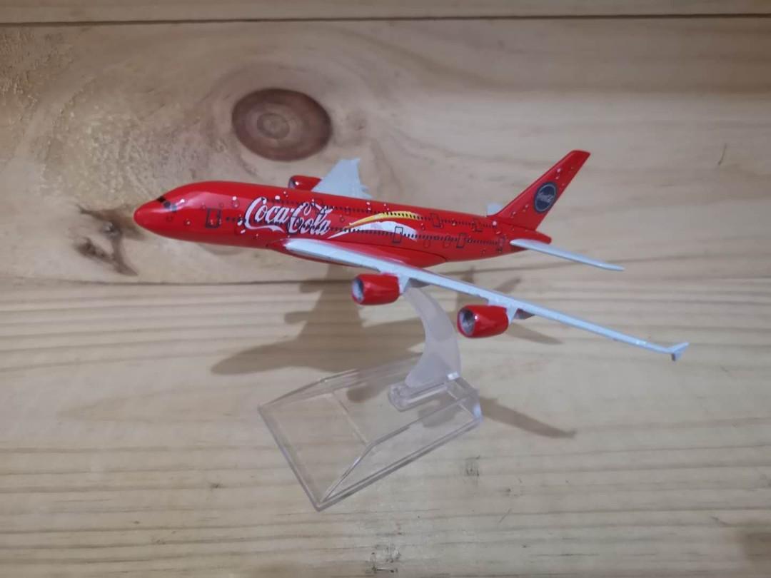 aeroplane diecast model