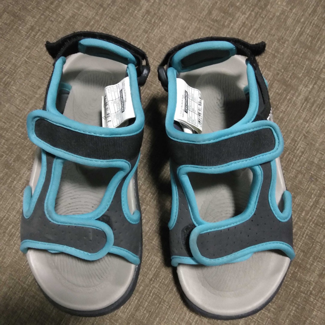 decathlon slip ons