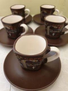 Decorative teacup