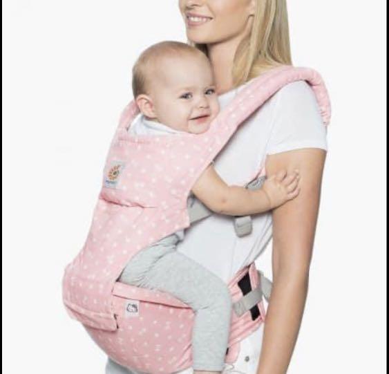 ergonomic baby carrier with hip seat