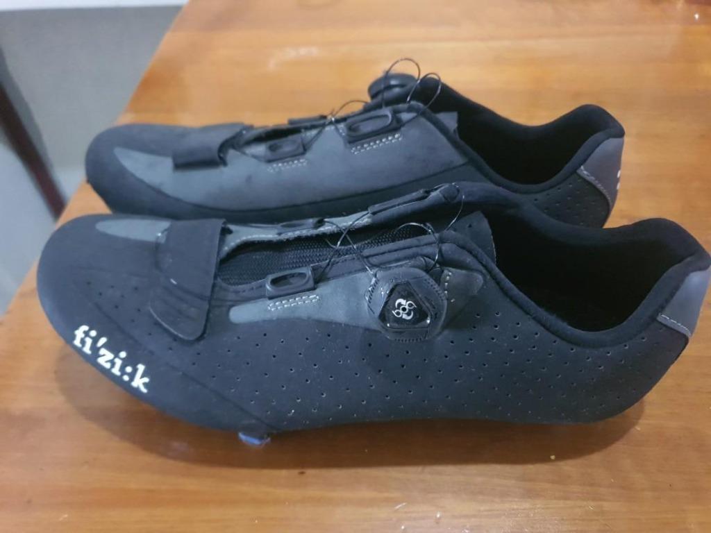 Fizik R5 cycling shoe Sports Equipment Bicycles Parts Bicycles on Carousell
