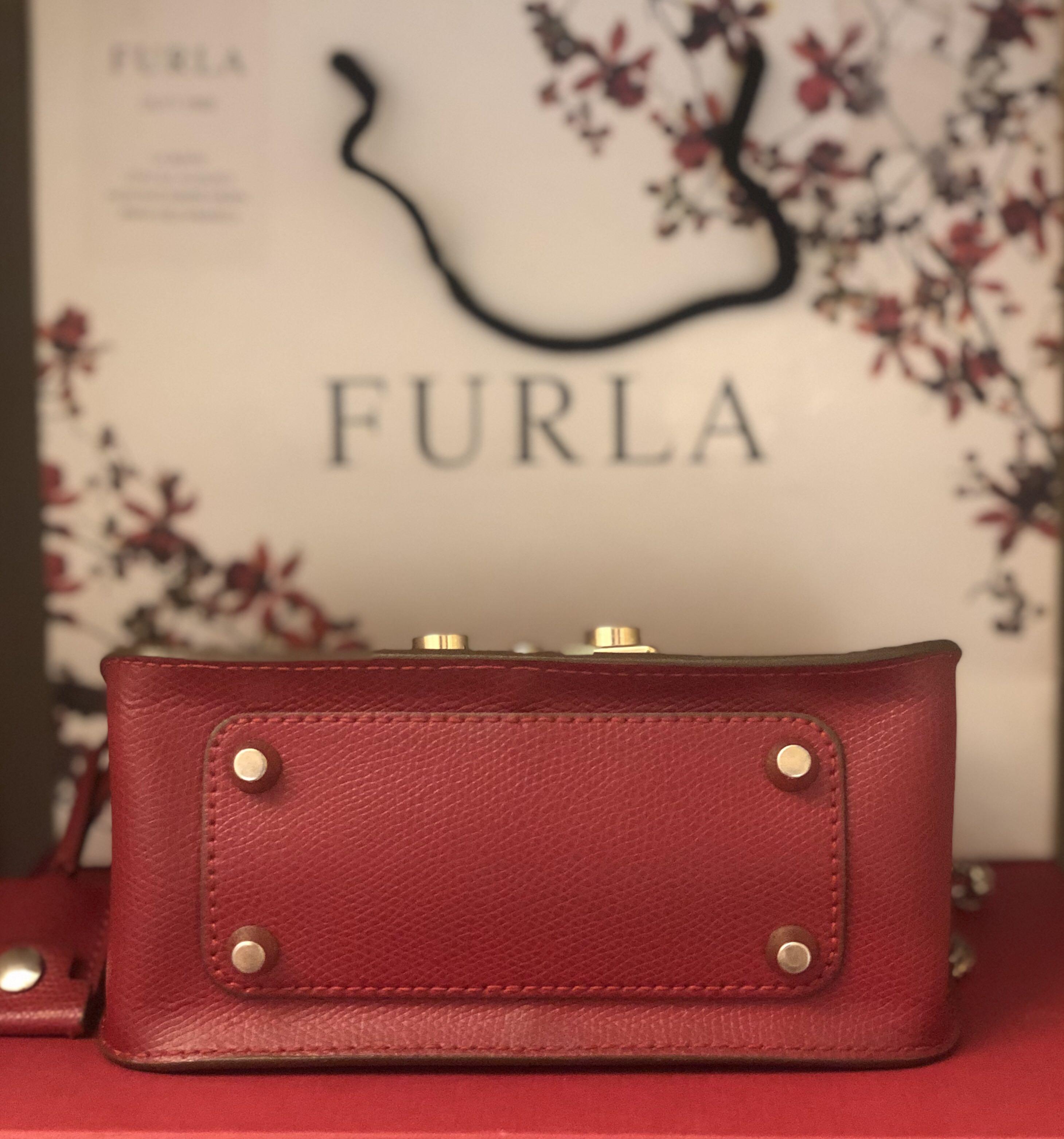Furla metropolis deals rouge