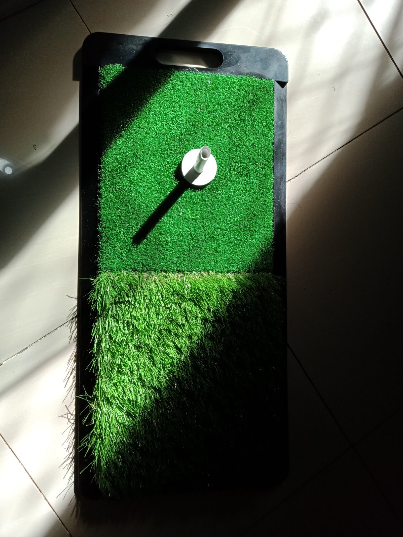 Golf driving mat, Sports Equipment, Sports & Games, Golf on Carousell