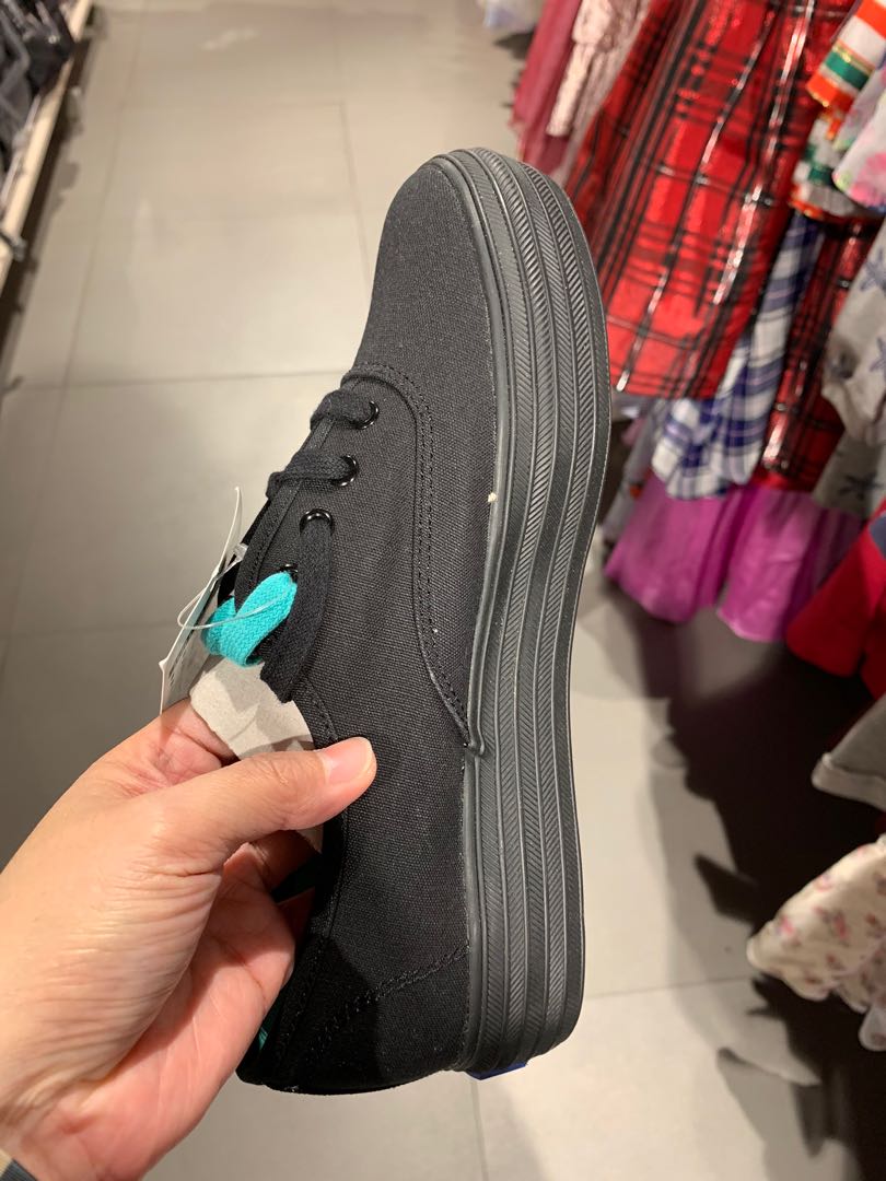 keds triple black