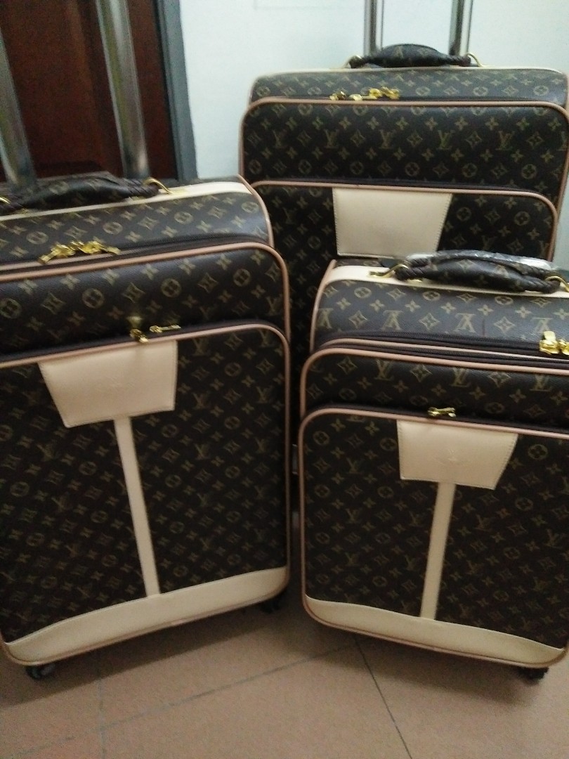 louis vuitton large suitcase