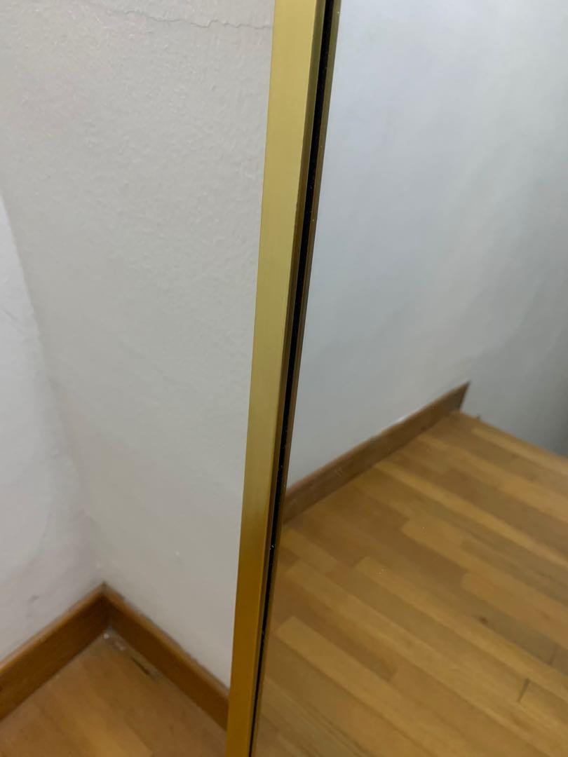 Mirror (Category: Mirrors) located in Pontian. Submitted by ahmadnasrunmohdrazali (Listing ID 1016918333, Image 3). Description: Mirror New Measurement : 13 x 37 inch RM 65 Delivery charge : RM 10 0133795491.