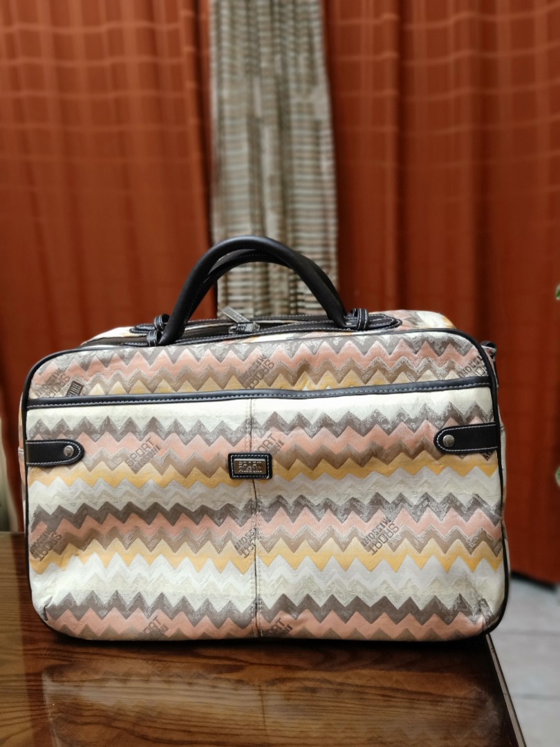 Missoni Sport Chevron travel bag made in Italy Hobbies Toys