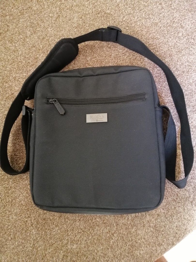 mossimo sling bag