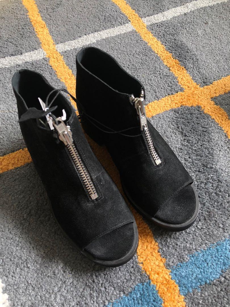 H&m peep toe boots sales