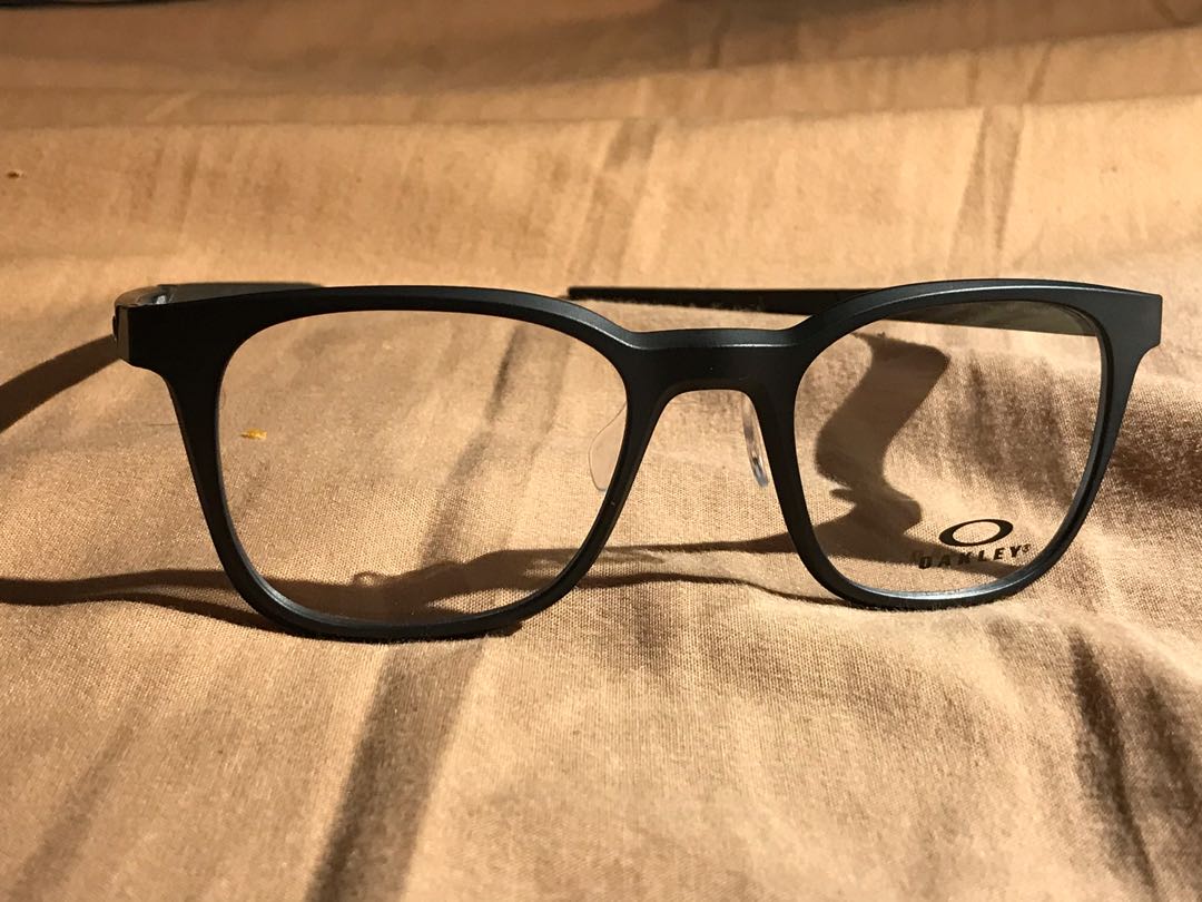 Oakley on sale milestone 3.0