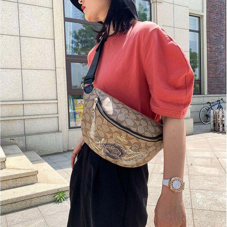 Original COACH Sling Bag Women Men Waist Bag Shoulder Bag, Luxury