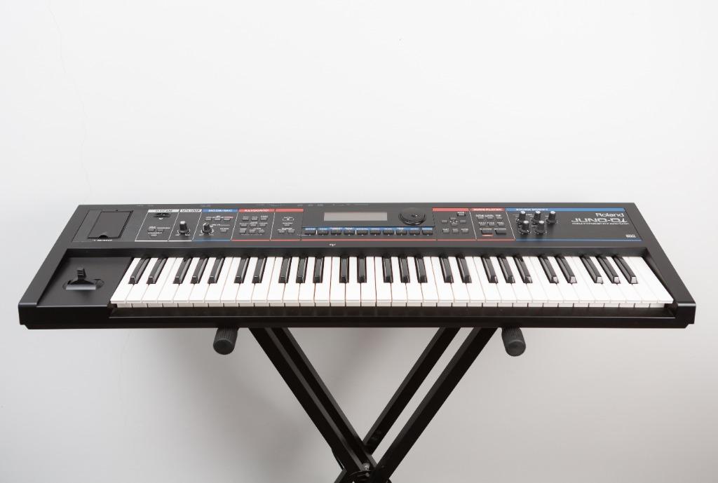 購入前にお願いいたしますRoland JUNO-Di 白 ローランド スタンド ペダル付き 美品