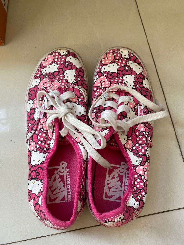 Jaket vans 2025 hello kitty