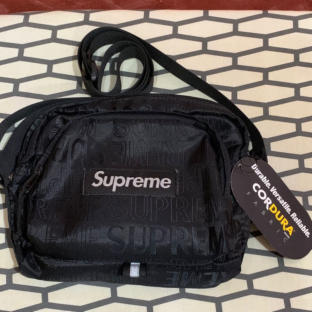 Supreme ss19 online shoulder bag black