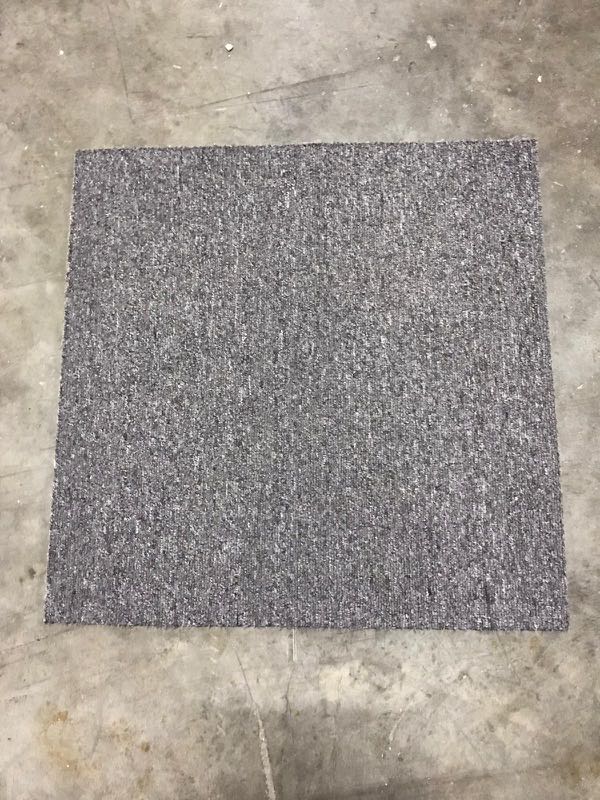 Used carpet tiles, Everything Else on Carousell