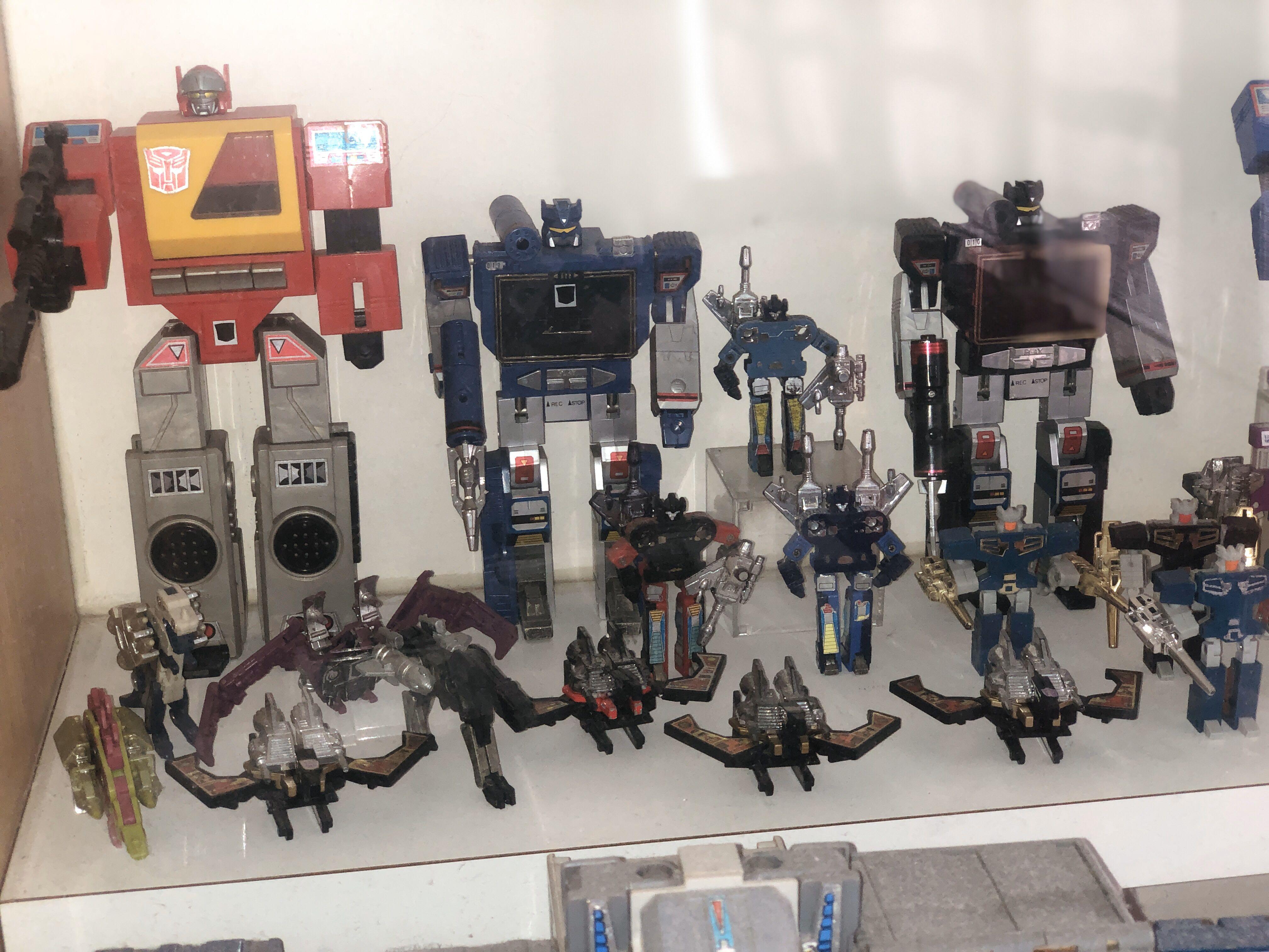 Vintage g1 transformers cassettes