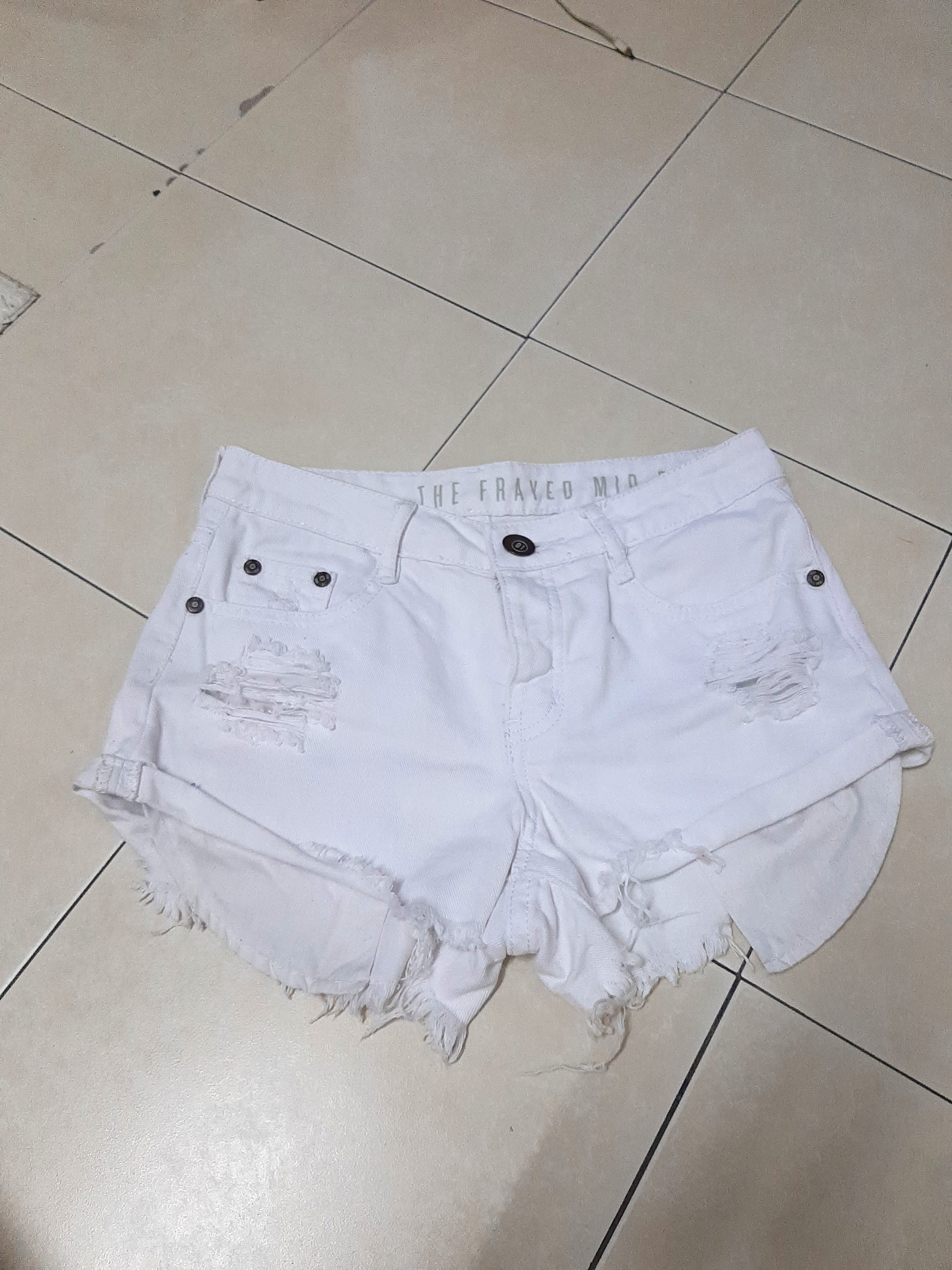 white frayed denim shorts