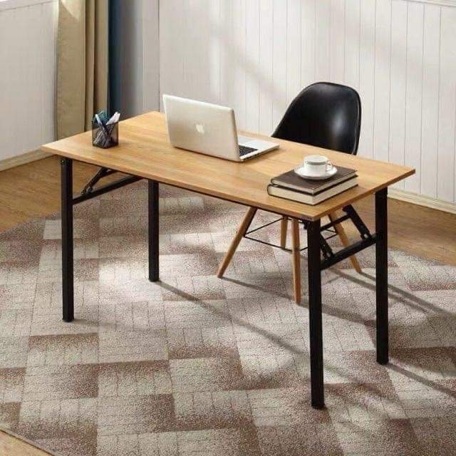 Working Table Home Furniture Furniture Fixtures Tables Chairs On Carousell