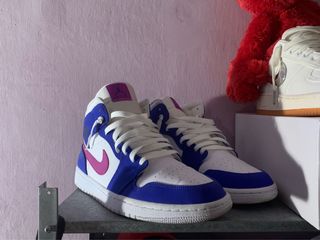 (Category: ) located in . Submitted by gr8snkrs (Listing ID 1017126813, Image 1). Description: .