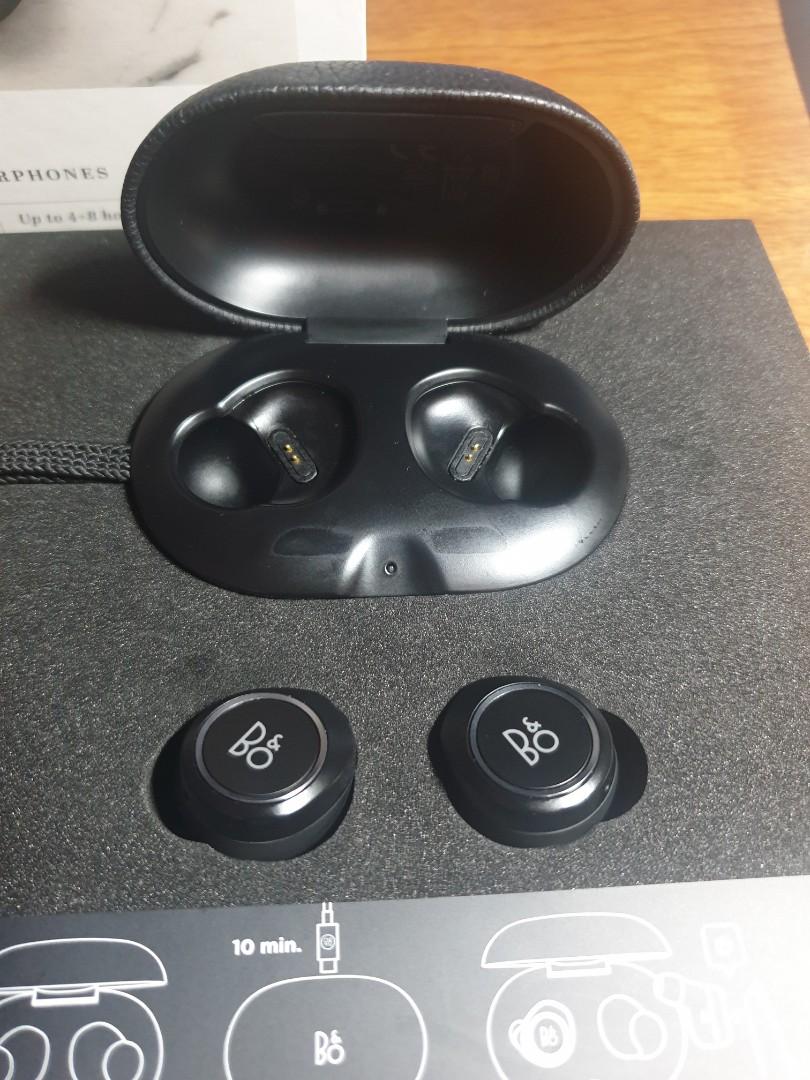 Bang and clearance olufsen e8 1.0