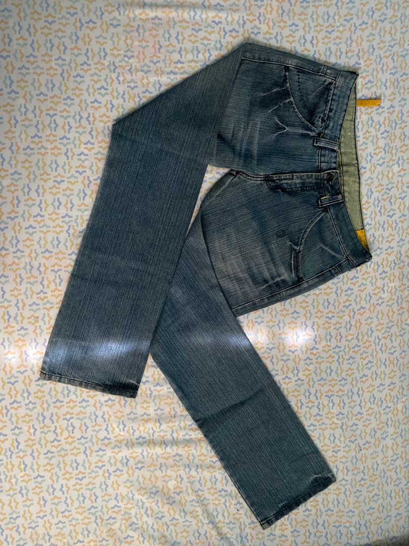Bench OJ Gold Jeans, Women's Fashion, Bottoms, Jeans on Carousell