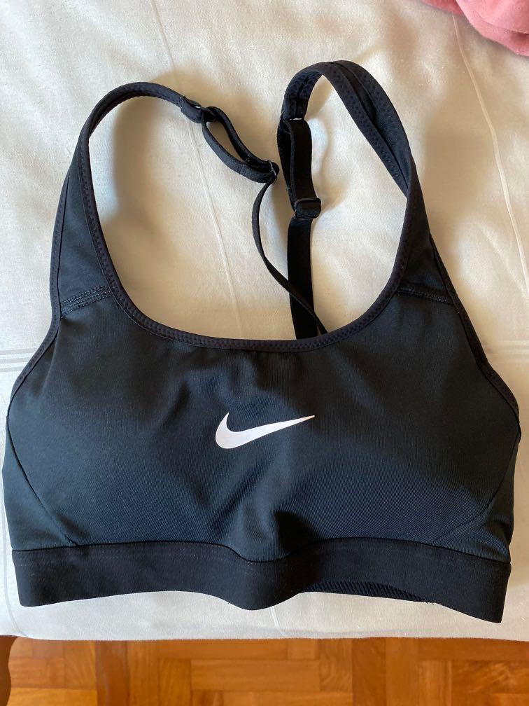 BN Nike padded sports bra adjustable 