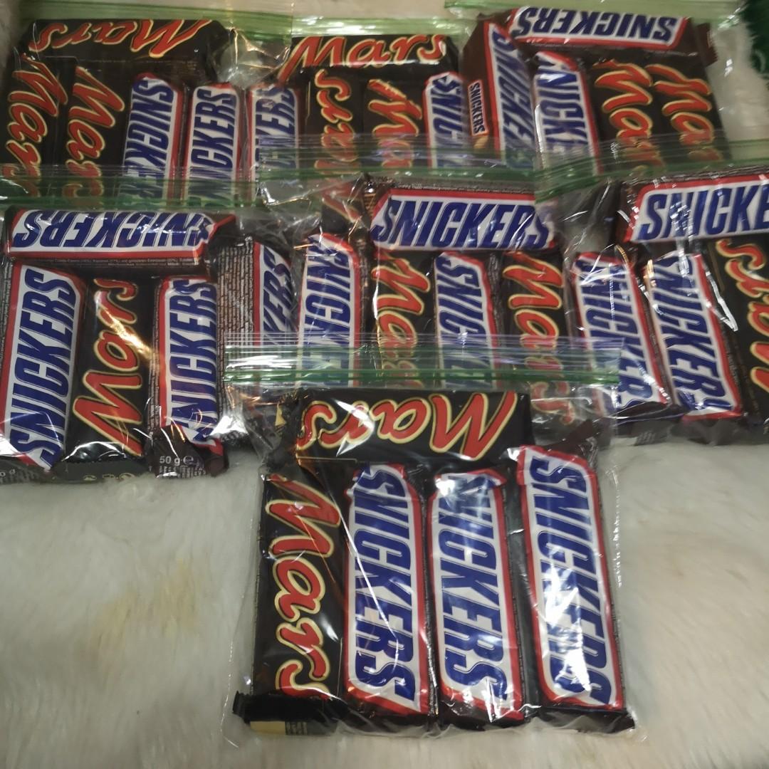 Bundle Chocolates Food Drinks Packaged Snacks On Carousell