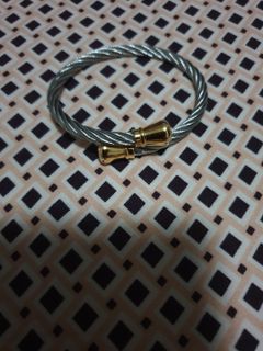 (Category: ) located in . Submitted by mtm_closet (Listing ID 1017083977, Image 1). Description: .