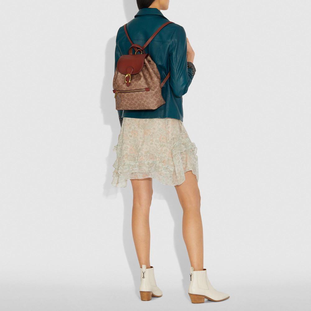 evie backpack coach