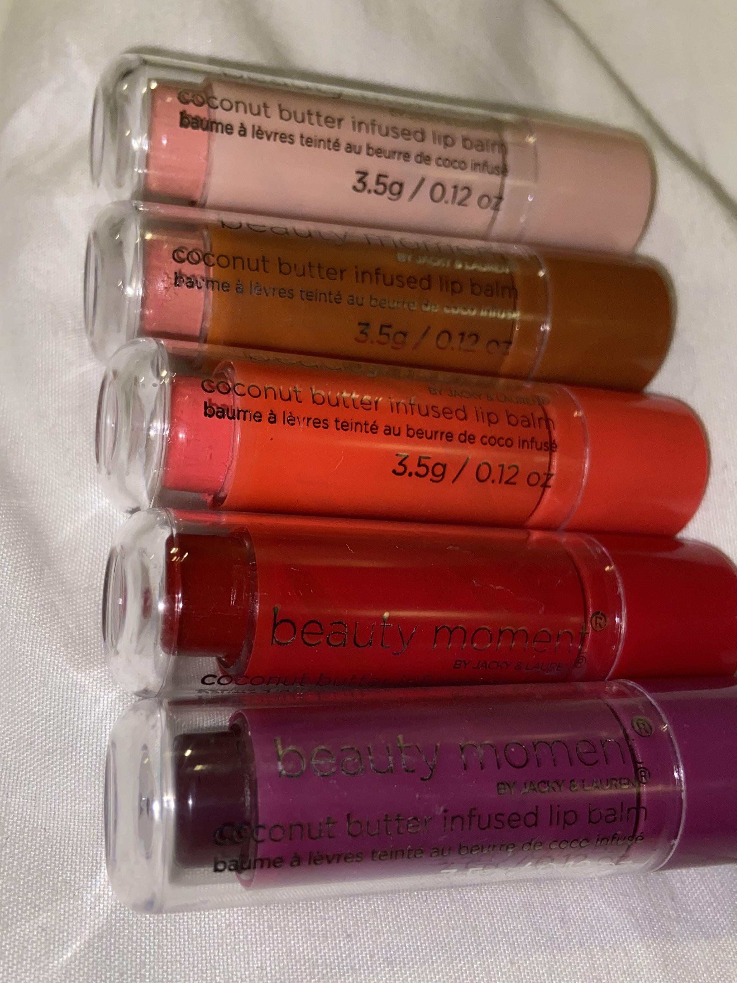 Coconut Butter Lip Balm Set (Category: Face Care) located in Paranaque City. Submitted by glvillz (Listing ID 1017130879, Image 2). Description: 🦋 never used 🦋 imported from canada last year 🦋 super cute colors!! 🦋 rfs: decluttering pm for more details or last price !!.