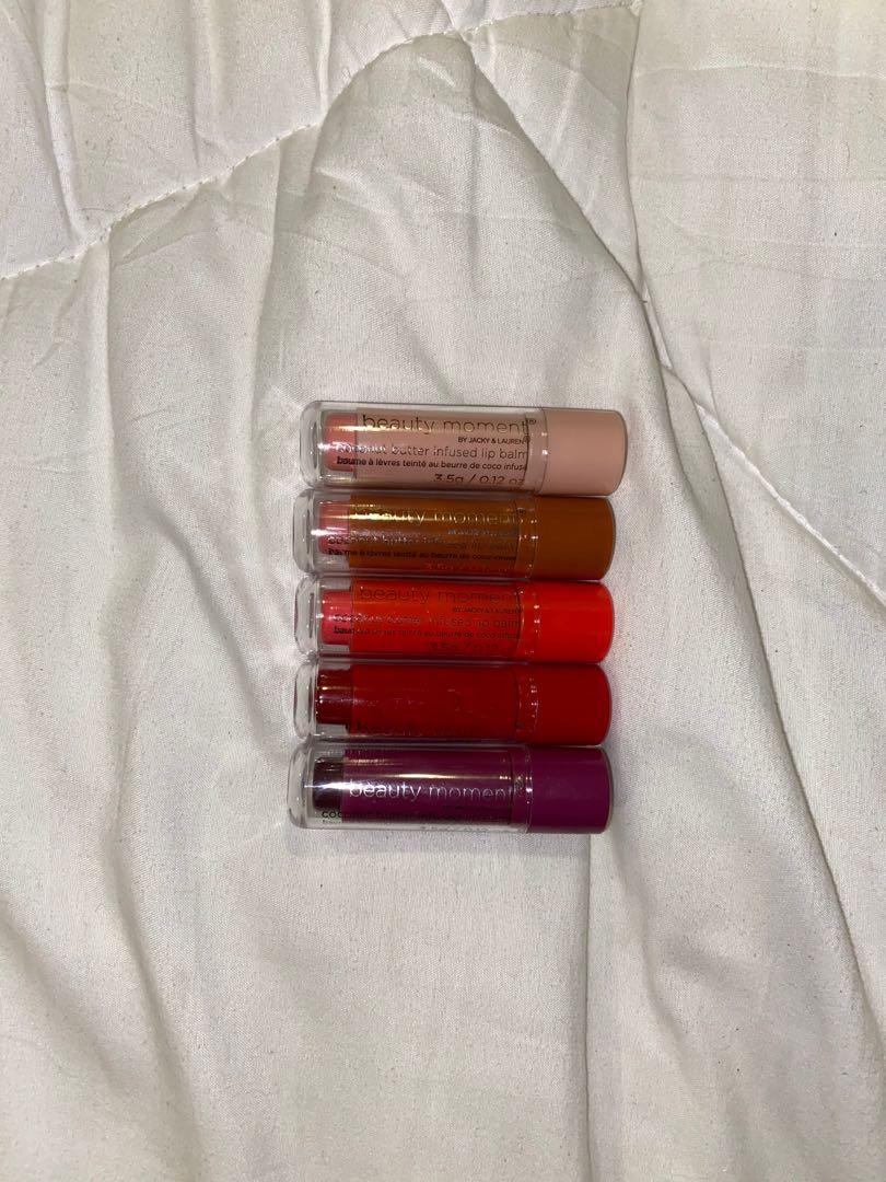Coconut Butter Lip Balm Set (Category: Face Care) located in Paranaque City. Submitted by glvillz (Listing ID 1017130879, Image 1). Description: 🦋 never used 🦋 imported from canada last year 🦋 super cute colors!! 🦋 rfs: decluttering pm for more details or last price !!.