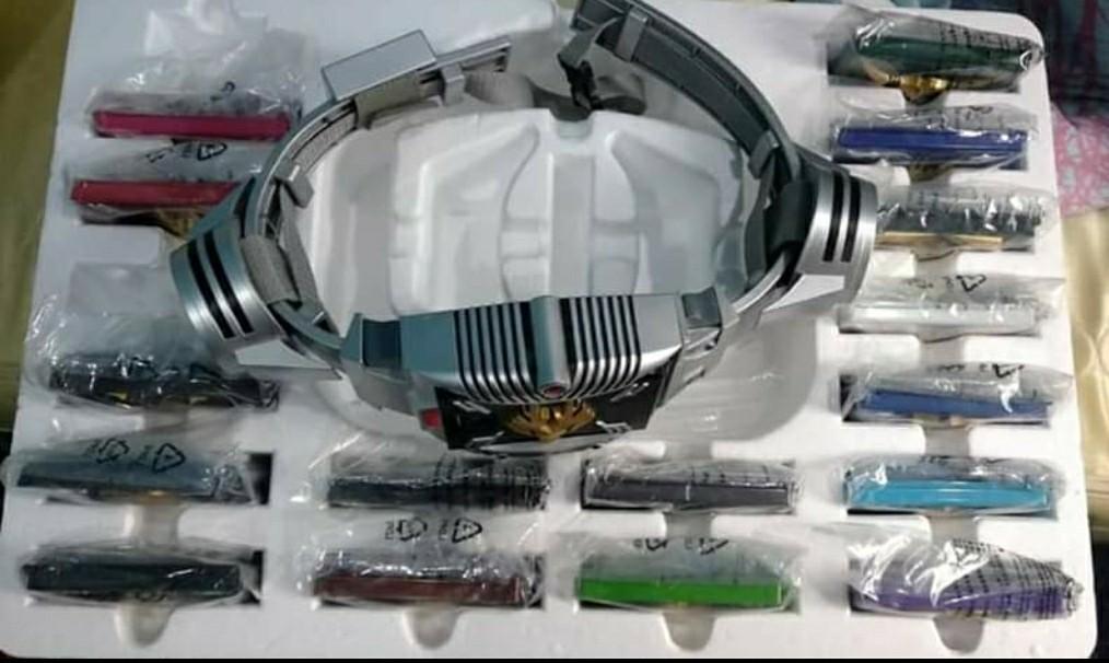 Csm V Buckle Toys Games Action Figures Collectibles On Carousell