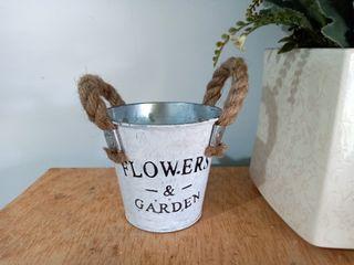 Flower pot W/ Hemp Rope Handle Tin Flowerpot Planter pot Holder