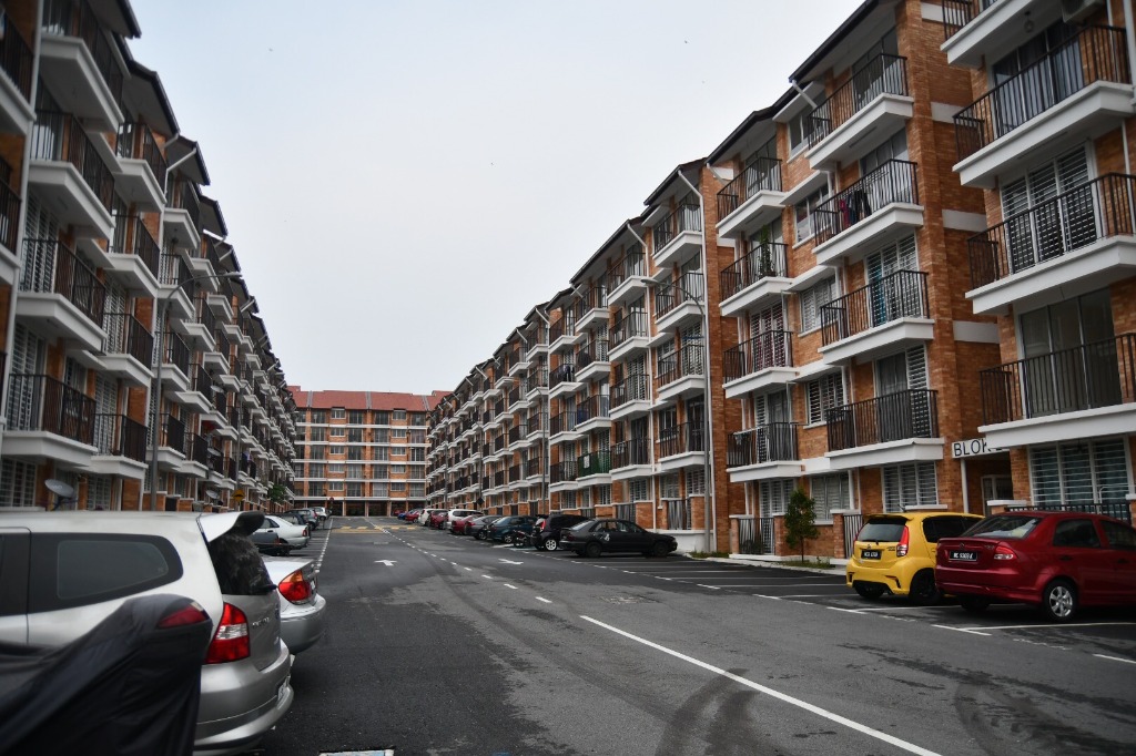 For RENT 3R2B Villa Court GoodView Height Bandar Sungai Long