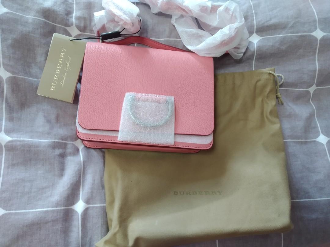 GSS BURBERRY SMALL D RING SLING BAG CORAL