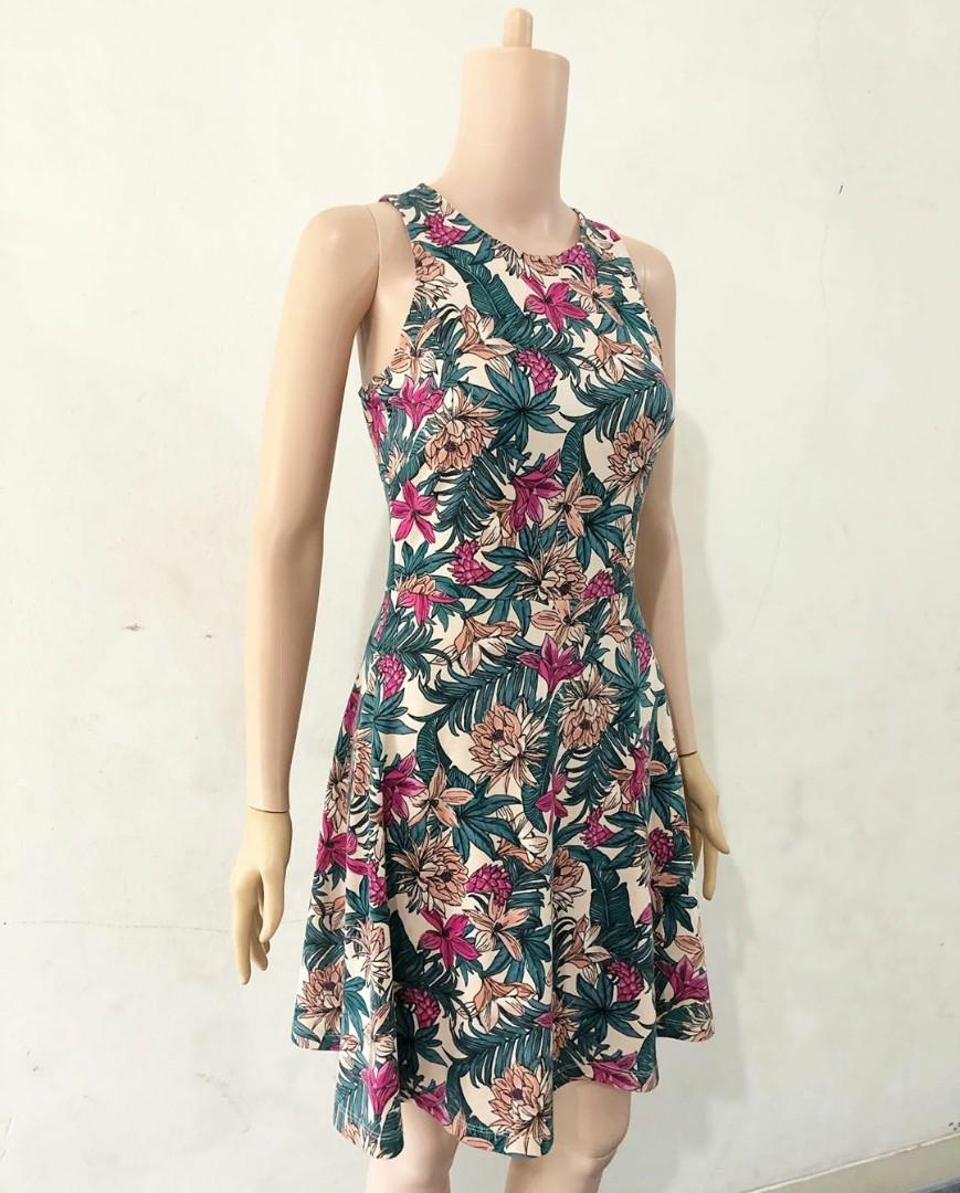 Hnm Dress Women S Fashion Clothes Dresses Skirts On Carousell