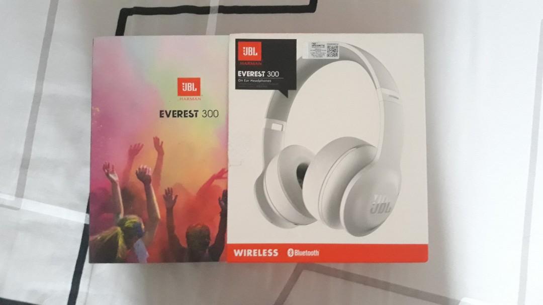 Jbl hotsell everest 300