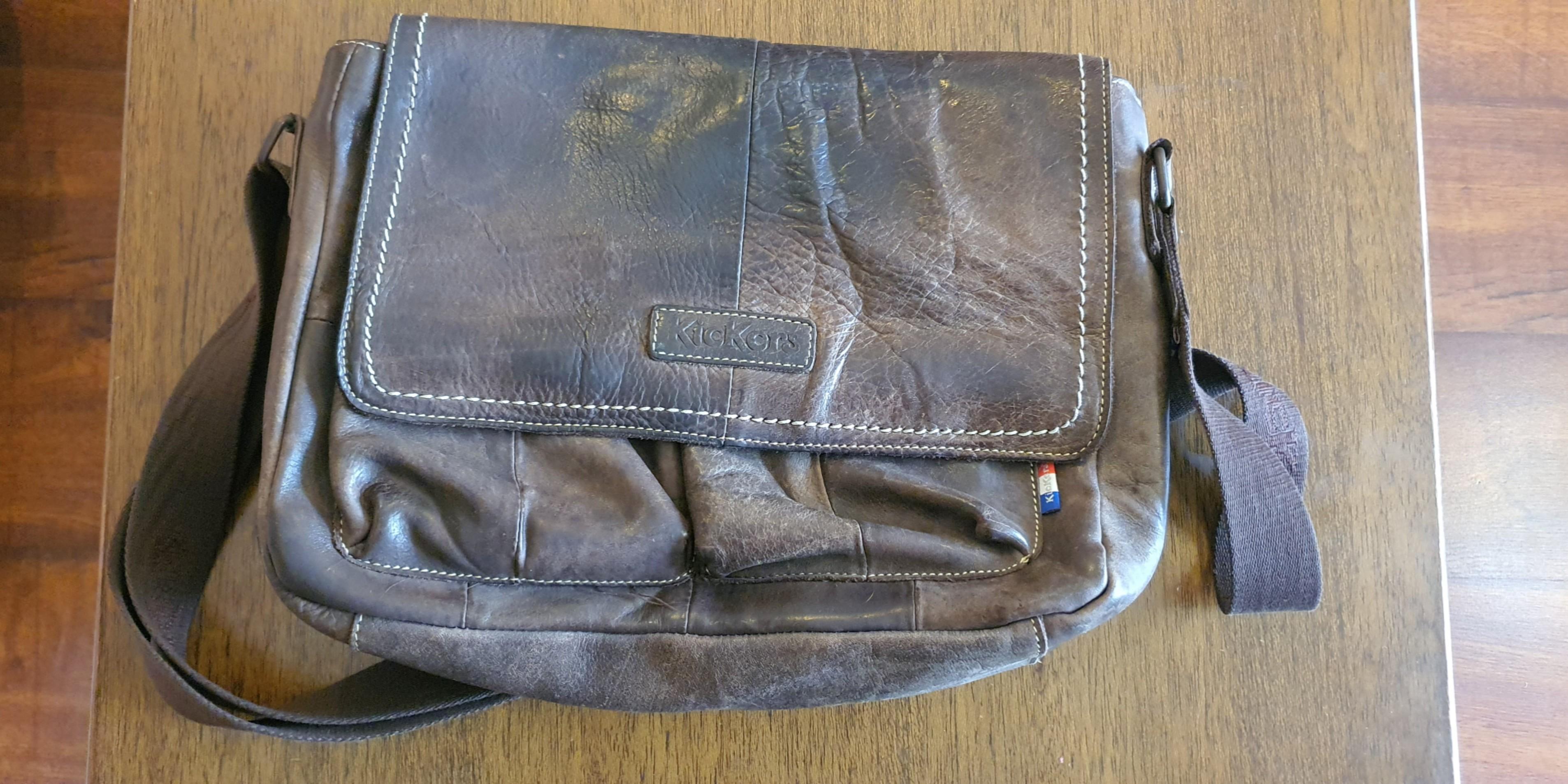 kickers messenger bag