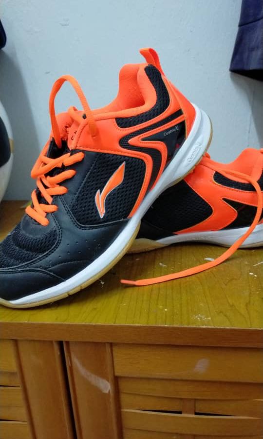 Li ning attack badminton shoes outlet