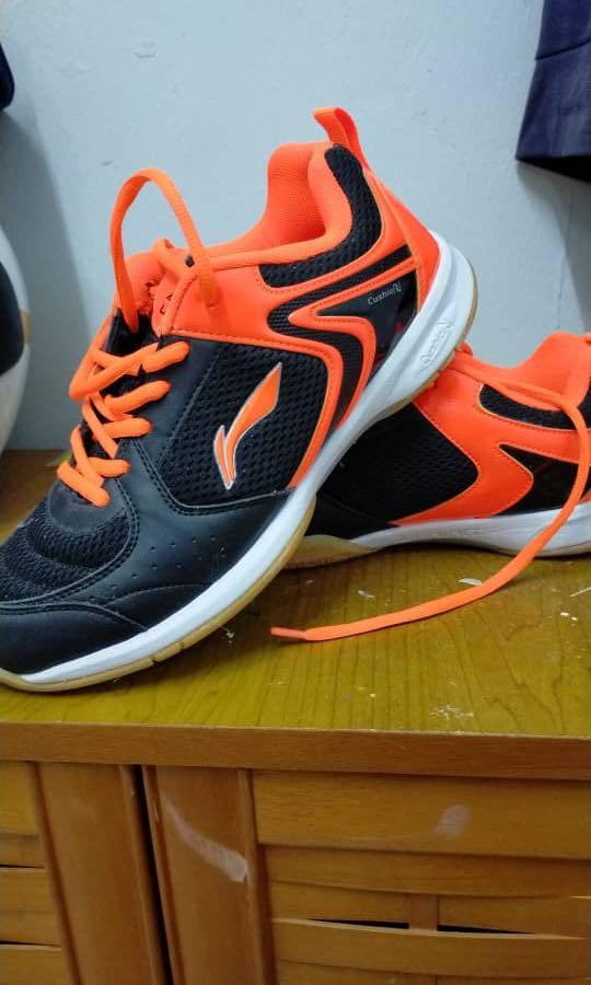 Li ning attack shoes hotsell