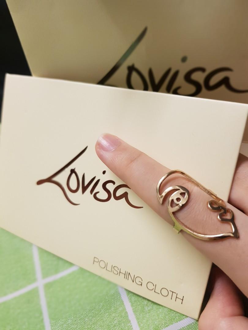 lovisa ring (Category: Necklaces) located in Puchong. Submitted by 8lephant (Listing ID 1017096877, Image 1). Description: i take a good care of it 😊 comes with the polishing cloth for free! reasons to let go is i dont always wear accessories. can pm for more pics!.