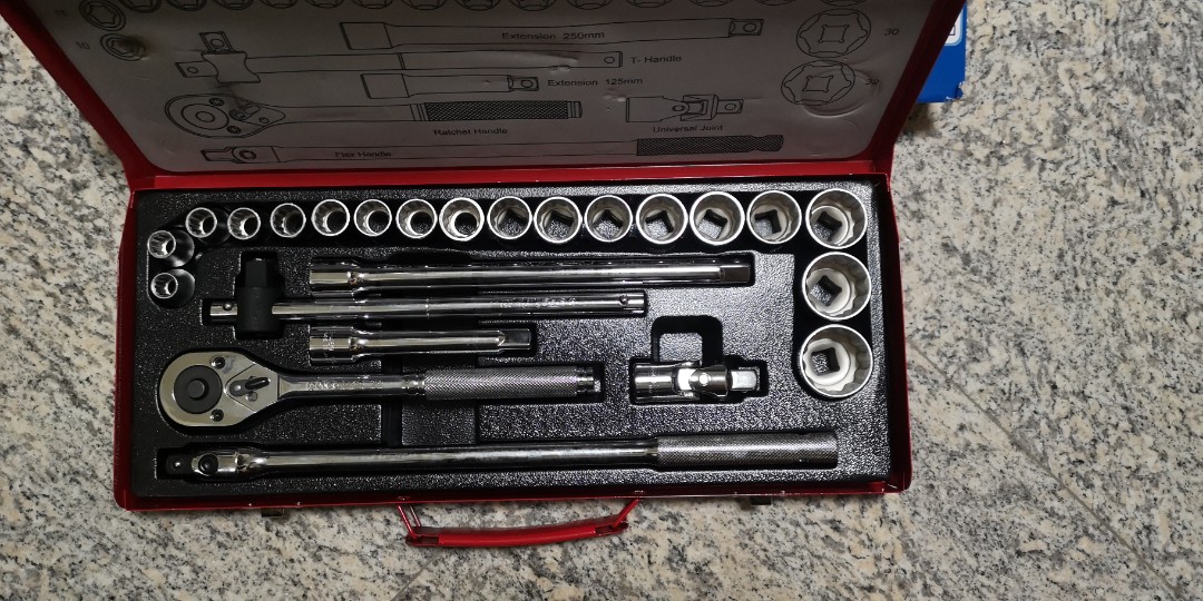 Made In Japan Ratchet Set ½ inch, Half inch. New Old stock, Everything